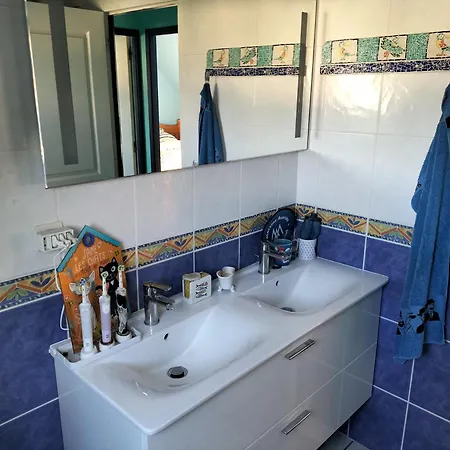 Sous Le Pommier Homestay Douvres-la-Delivrande